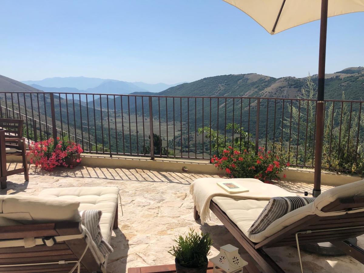 Il Terrazzo Apartment Санто Стефано ди Сесанио Екстериор снимка